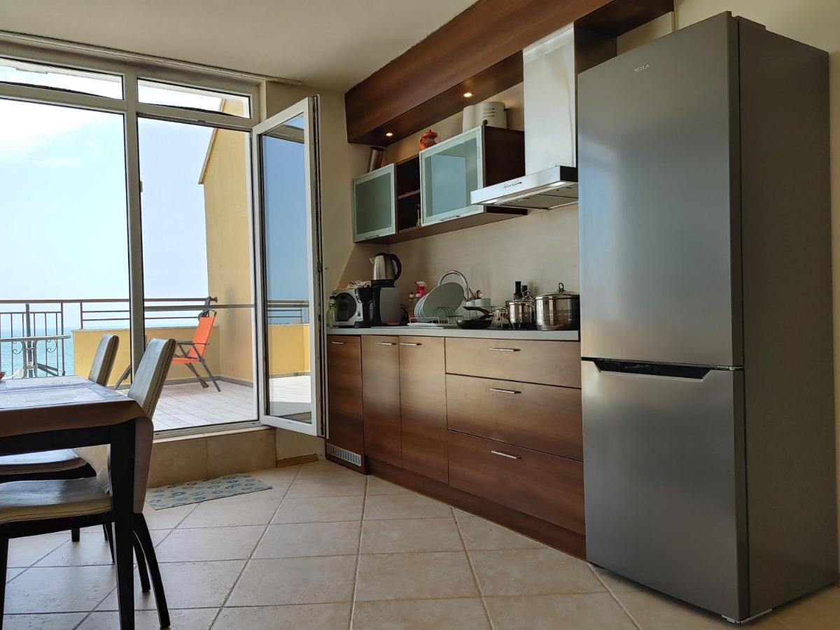 Akb Apartment Sea View Aheloy Dış mekan fotoğraf